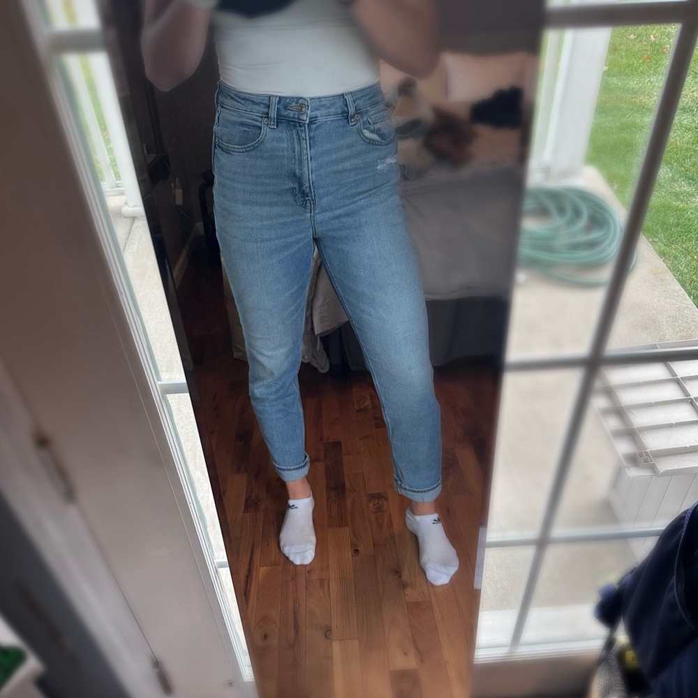 American Eagle Denim Jeans with Contrast Stitching